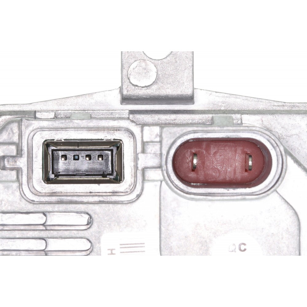 Ignitor, gas discharge lamp